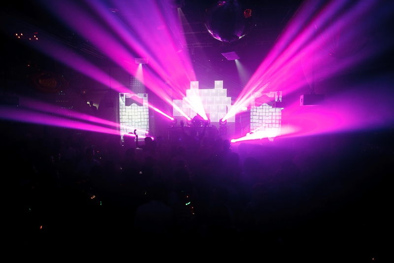 Zouk Anniversary Projection Mapping Zouk Anniversary Projection Mapping